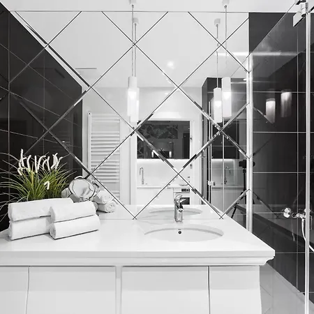 Dune B, Sun & Snow *