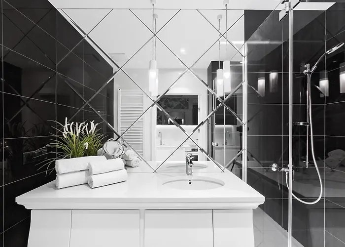 Dune B, Sun & Snow *