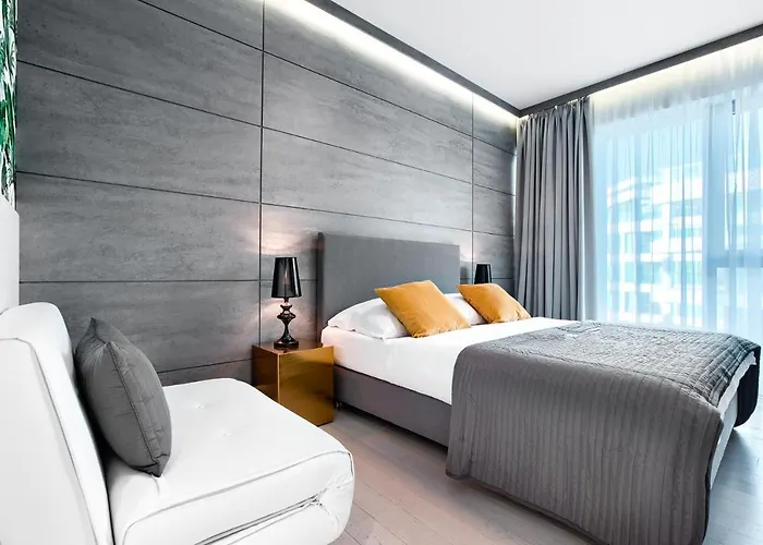 Dune B, Sun & Snow *